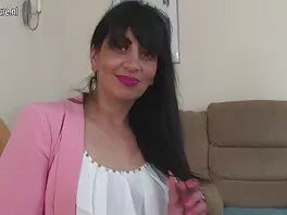 Big Jugg Brunette Toyed phim sex người lào Clit