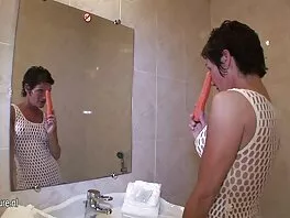 Tóc đỏ tuổi teen được xec lào đúng cách fuck ngoài trời