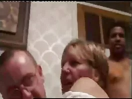 Tóc vàng Babe có fucked trong các buổi xec lào sáng