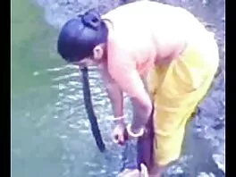 Cô gái da đen có bình phim sex gái lào sữa lớn